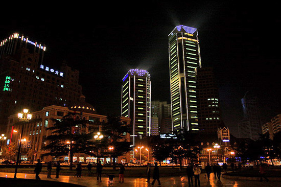 春节亮化工程点亮最美“大连夜景”