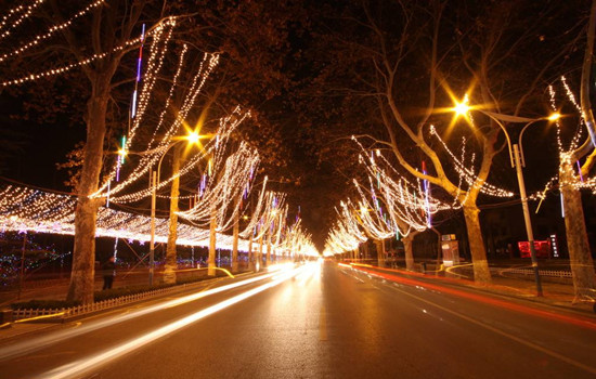 城市“亮化工程”户外LED灯带安装方法及技巧