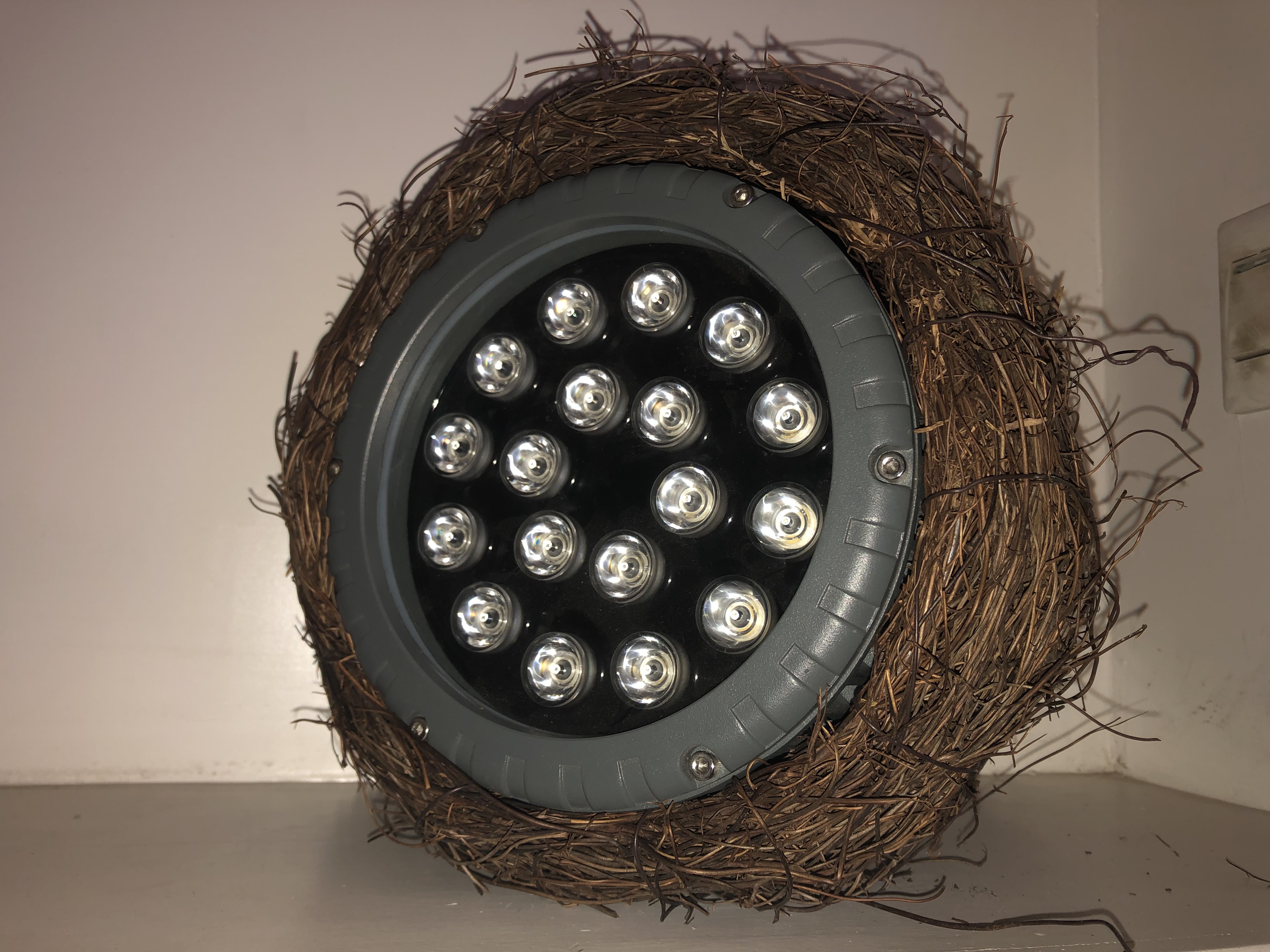 小凌狐照明户外灯具品牌厂家：专业工程级品质，护航户外照明项目落地